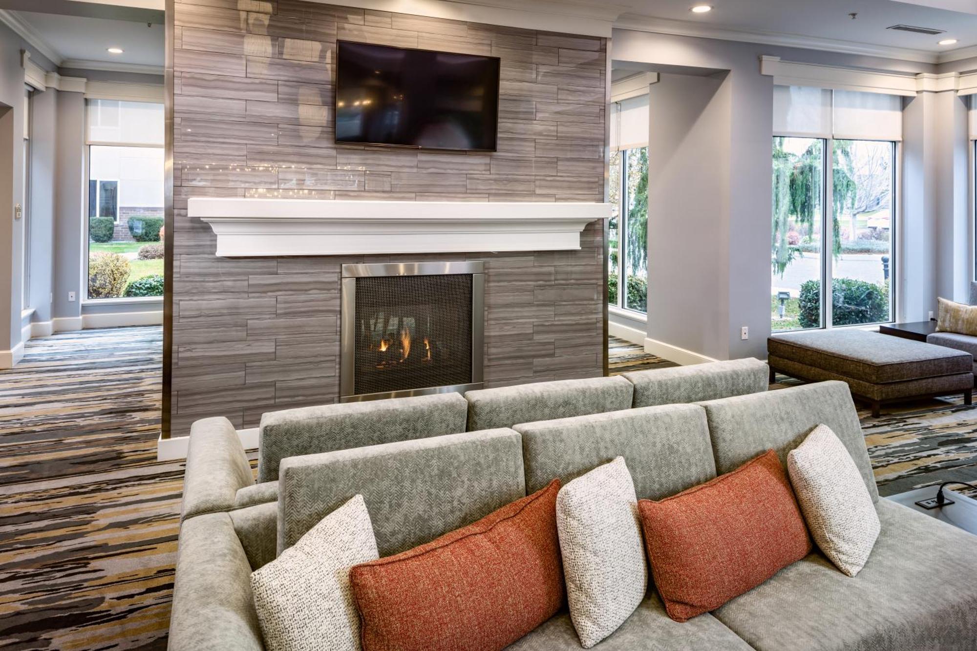 Hilton Garden Inn Tri-Cities/Кенневик Экстерьер фото