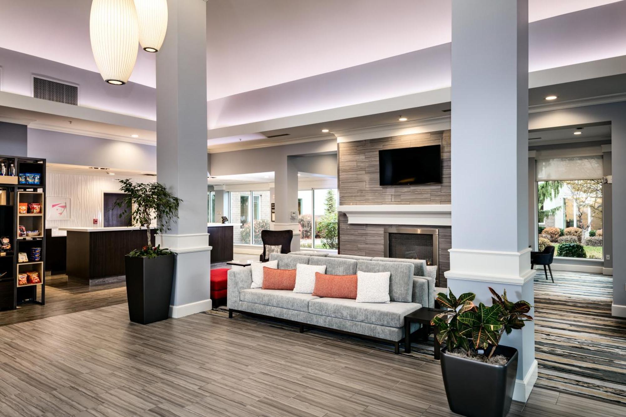 Hilton Garden Inn Tri-Cities/Кенневик Экстерьер фото