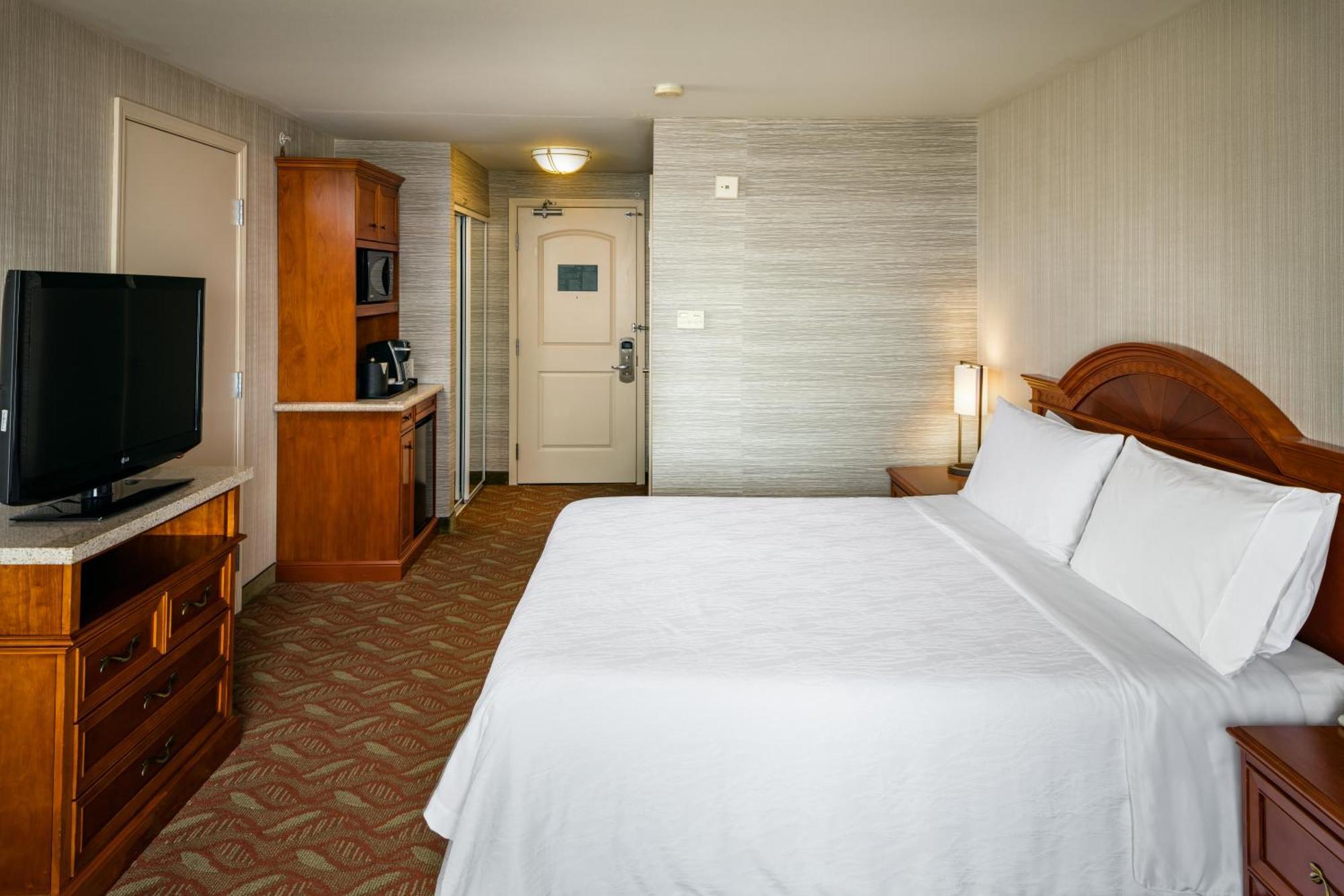 Hilton Garden Inn Tri-Cities/Кенневик Экстерьер фото