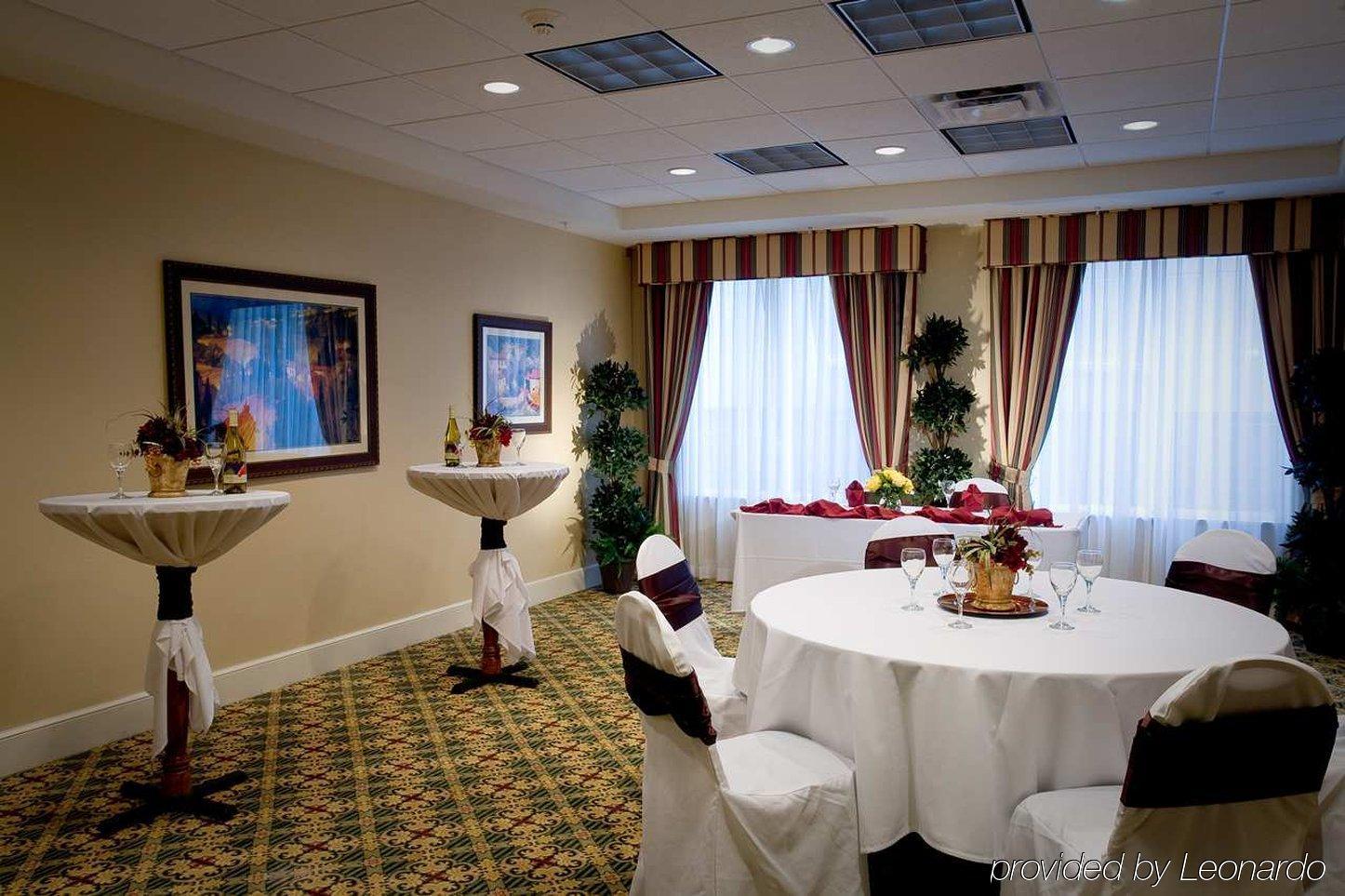 Hilton Garden Inn Tri-Cities/Кенневик Ресторан фото