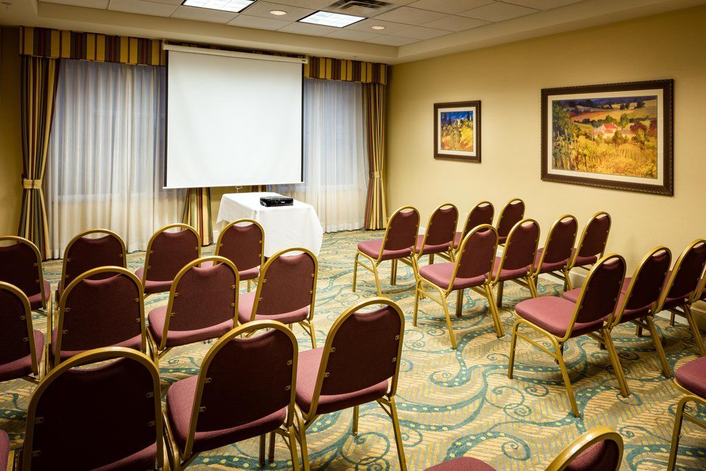 Hilton Garden Inn Tri-Cities/Кенневик Экстерьер фото
